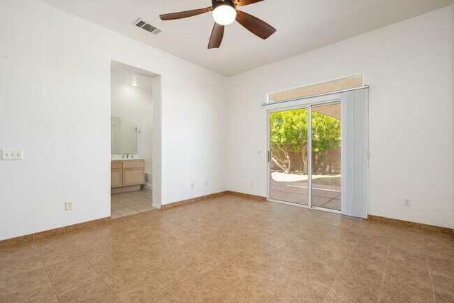 Building Photo - 45160 Debbie Dr