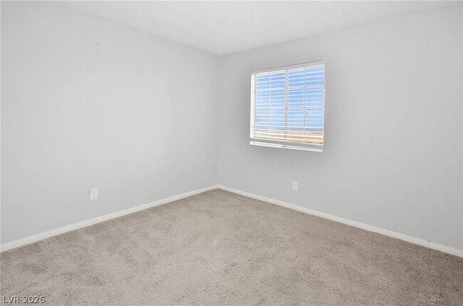 Building Photo - 220 Mission Catalina Ln