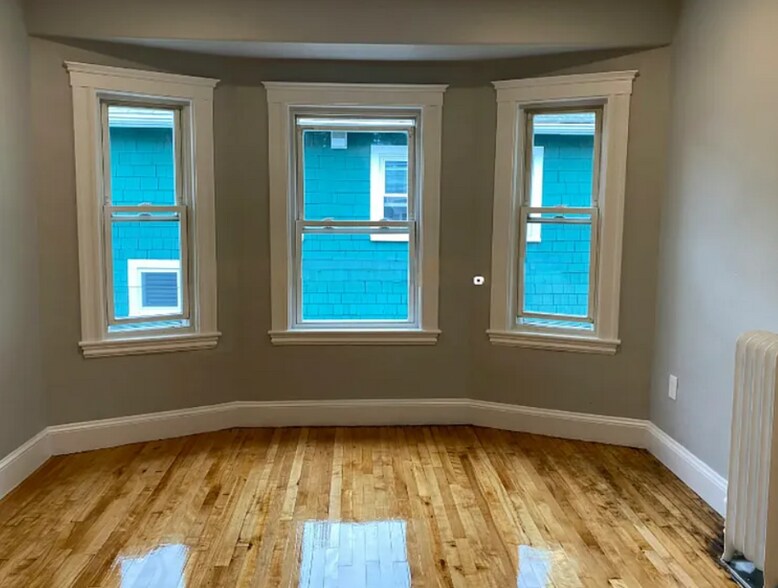 Building Photo - 74 Frederick Ave