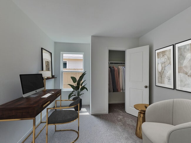 Building Photo - 21083 Santopadre St