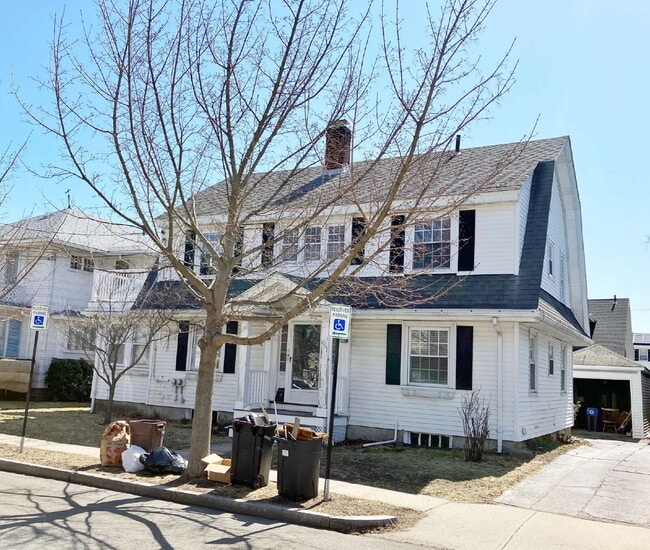 Primary Photo - NO BROKER FEE!!! Great Quincy location!