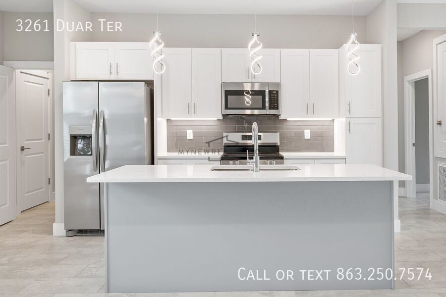 Building Photo - 3261 Duar Terrace