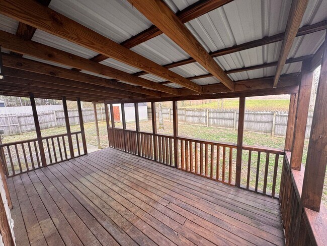 Building Photo - Beautiful Home For Rent in Arab