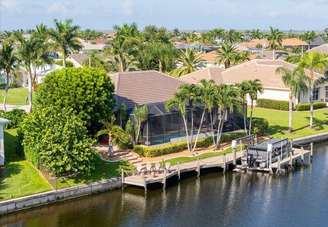 Building Photo - Seabird Villa