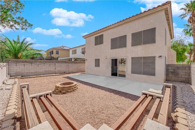 Building Photo - 10210 Maltese Cross Ct