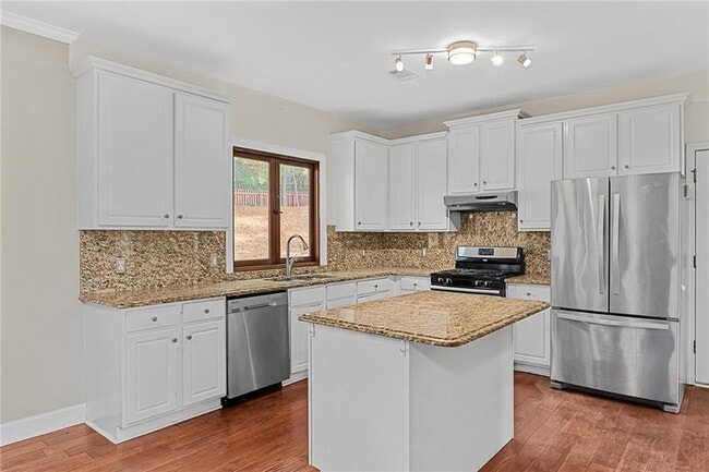 Building Photo - 560 Kimball Crest Ct