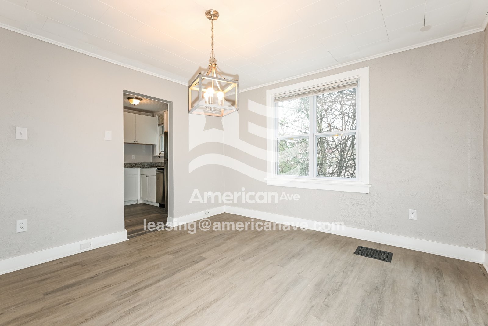 Building Photo - 1221 McNeilly Ave