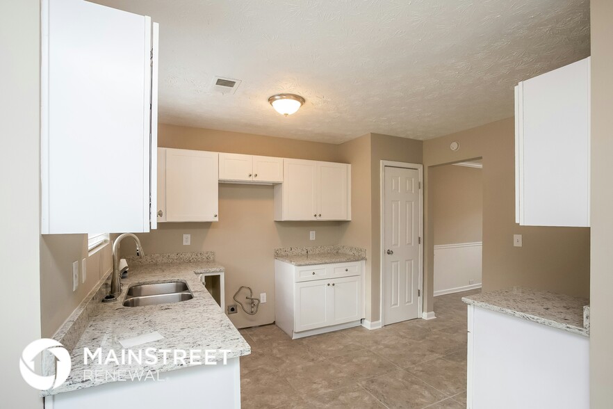 Building Photo - 939 Longbranch Ln
