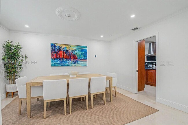 Building Photo - 7230 SW 104th St