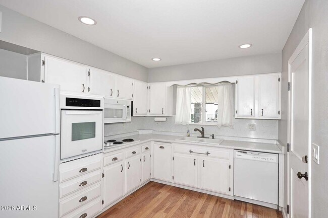 Building Photo - 10402 W Wininger Cir