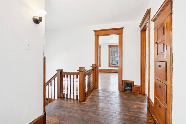 Building Photo - 246 Western Ave