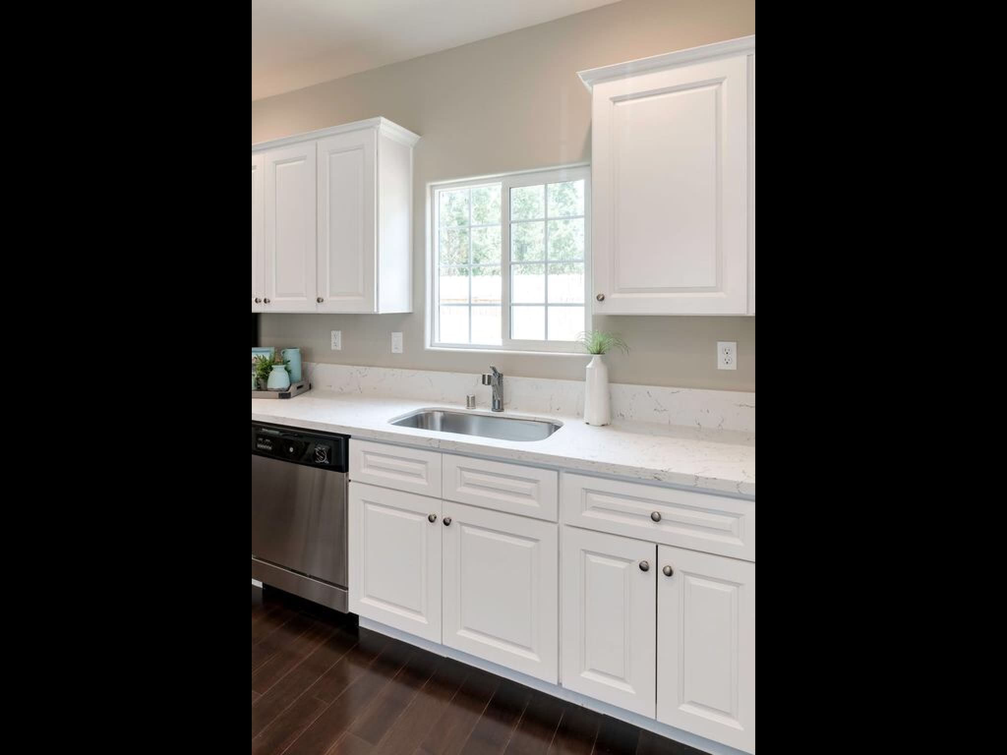 Building Photo - 271 Via Las Casitas