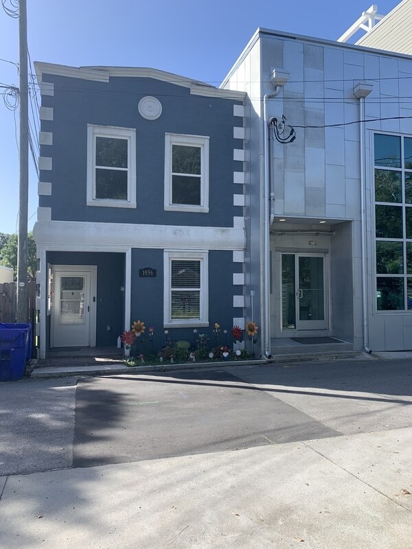 Building Photo - 1056 E Montague Ave