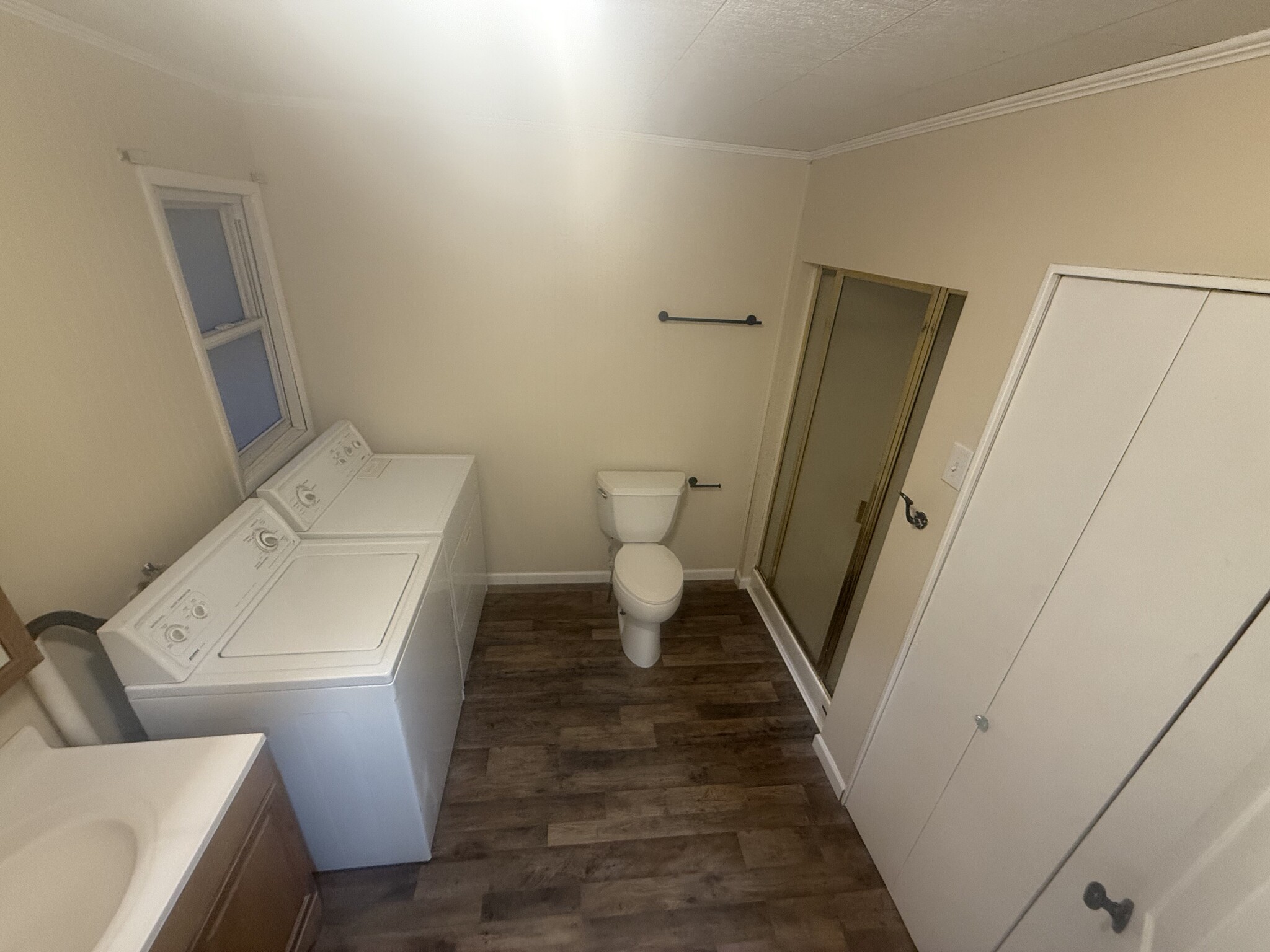 Bathroom - 192 Mahanoy St