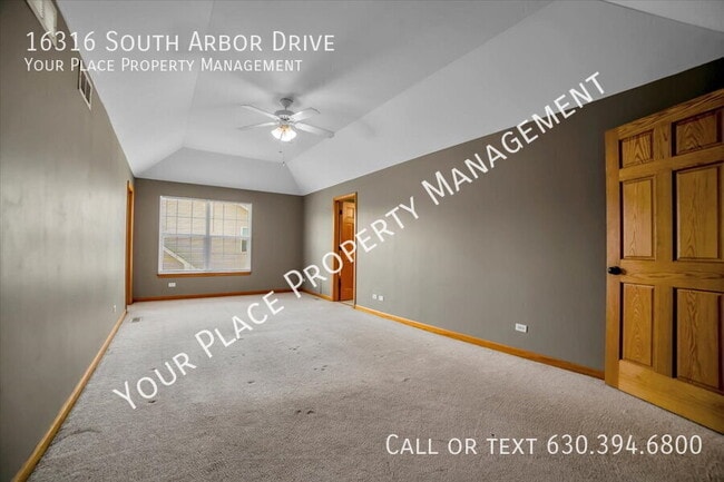 Building Photo - 16316 S Arbor Dr