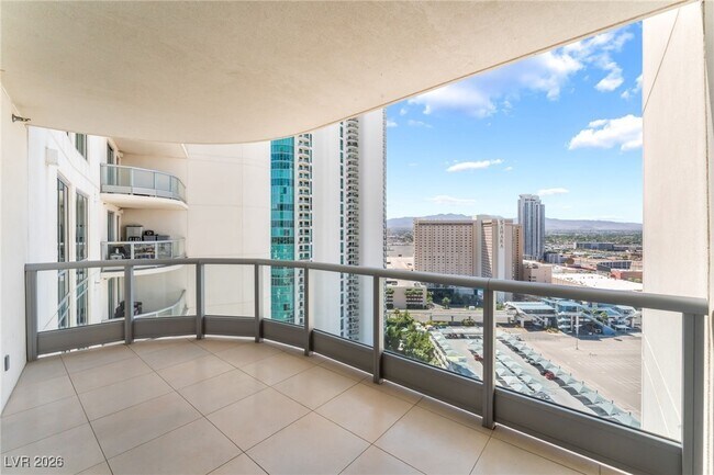 Building Photo - 322 Karen Ave