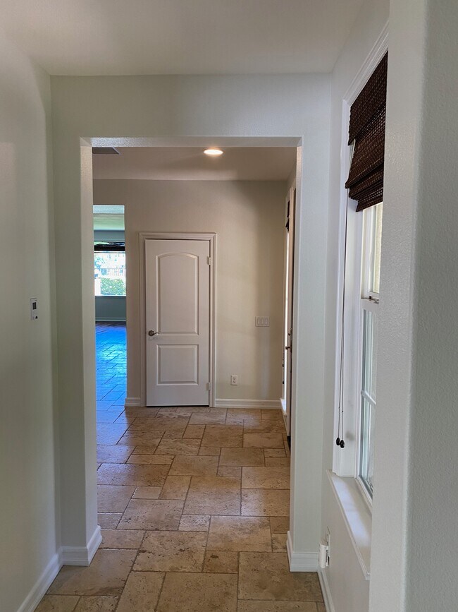 Building Photo - 6848 Estrella de Mar Rd