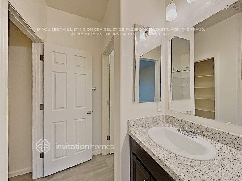 Building Photo - 20243 W Hadley St