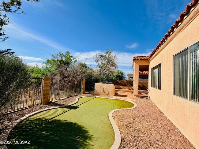 Building Photo - 5206 N Canyon Rise Pl