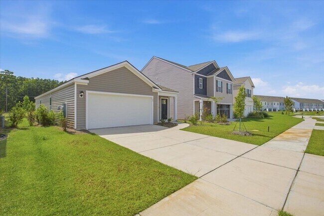 Building Photo - 23 Cedar Creek Ln