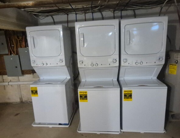 Building Photo - 2334 Davue Cir