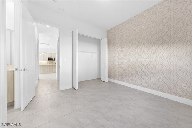 Building Photo - 4947 Brigata Wy