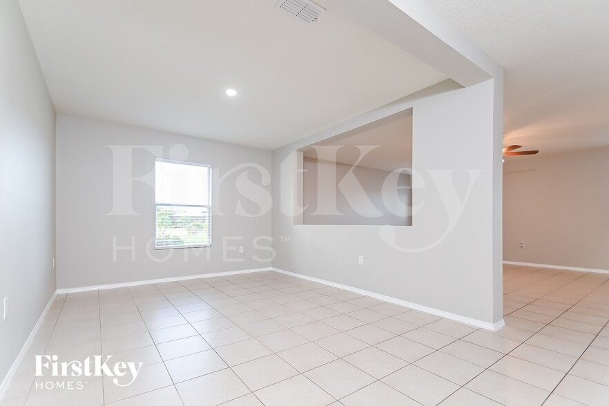 Building Photo - 234 Star Shell Dr