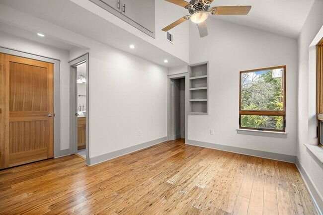 Building Photo - 3116 Sacbe Cove