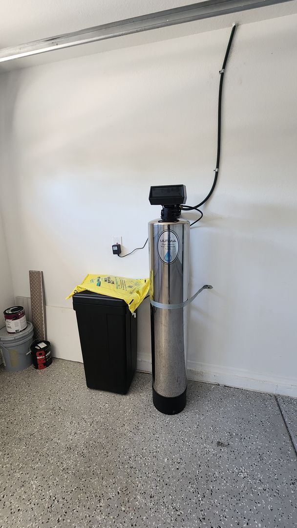 Building Photo - Waterfront living in Chandler!