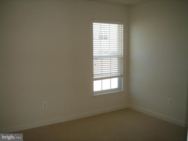 Building Photo - 11017 Baldwin Dr