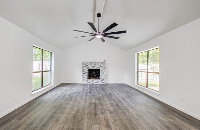Building Photo - 816 Glen Hollow Dr