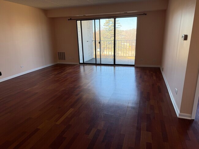 Building Photo - 475 Plum Creek Dr