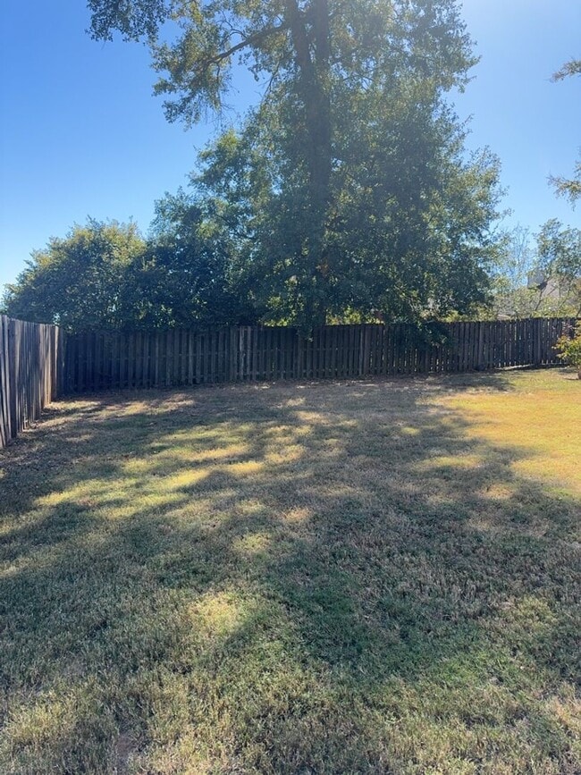 Building Photo - Beautiful Home in Martinez!