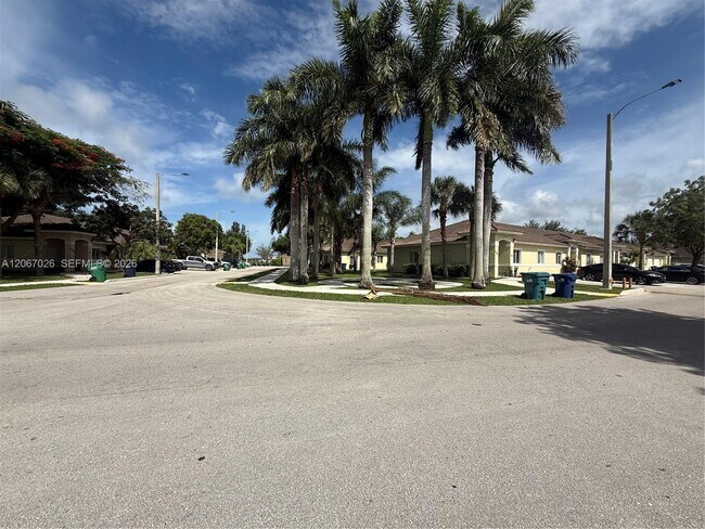 Building Photo - 13240 Old Biscayne Dr