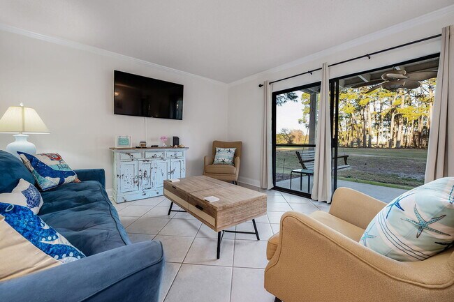 Building Photo - 293 Sunset Bay