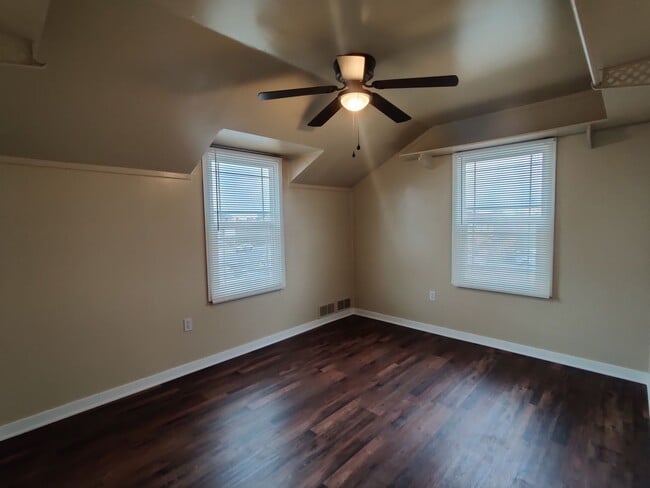 Building Photo - Richland Single Family Home in large lot