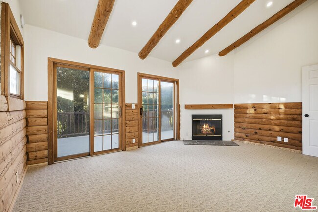 Building Photo - 373 Loftyhill Dr