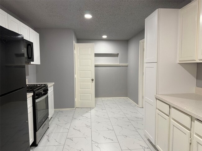 Building Photo - 23515 Briarcreek Blvd