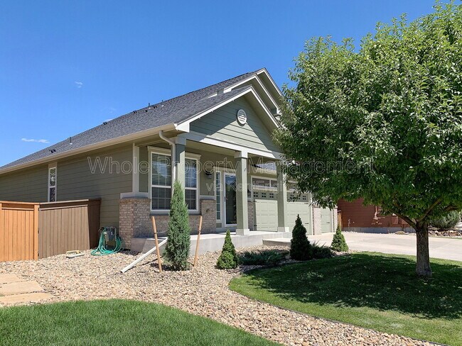 Building Photo - 15450 Carob Cir