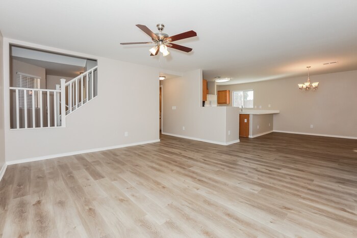 Building Photo - 24455 N Good Pasture Ln