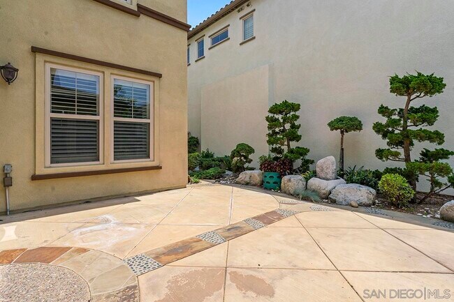 Building Photo - 13582 Hyacinth Hills Way