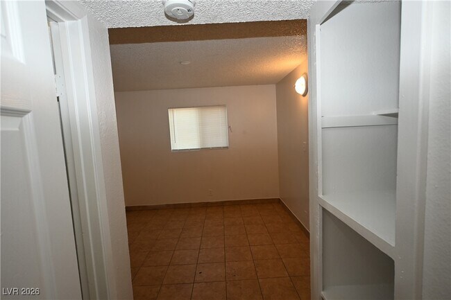 Building Photo - 2301 Stewart Ave