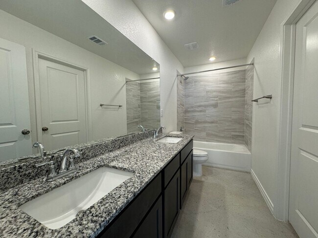 Building Photo - 1234 Lehmann Dr