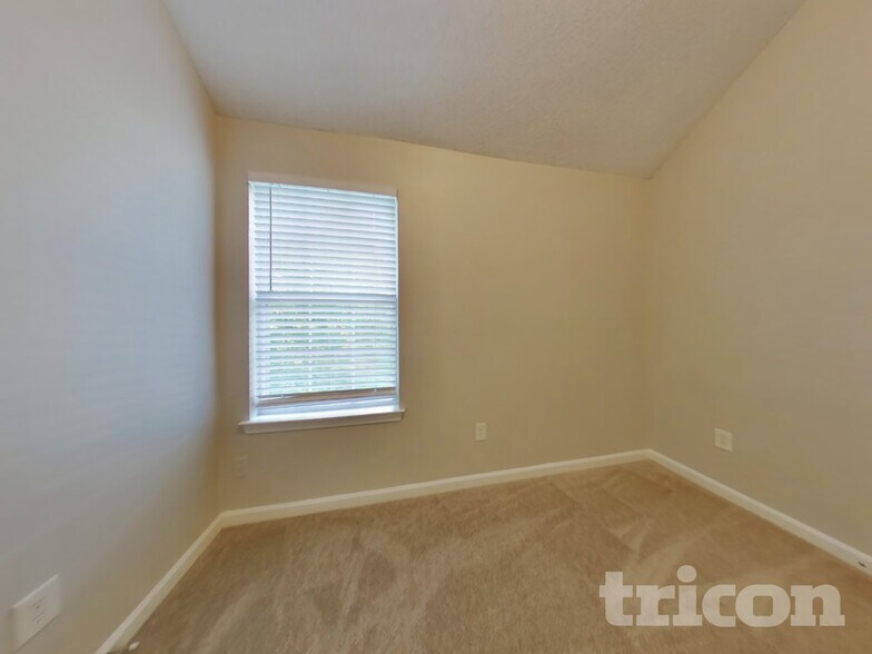 Building Photo - 6972 Foxmoor Way