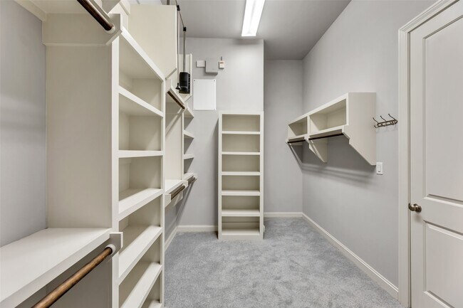 Building Photo - 2711 Arabelle Grove