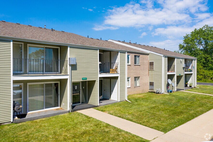Building Photo - Newport Park Apartments