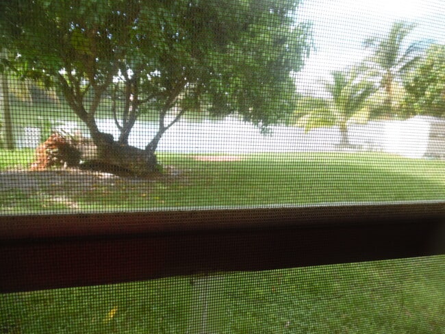 Building Photo - 1900 NE 157th Ter