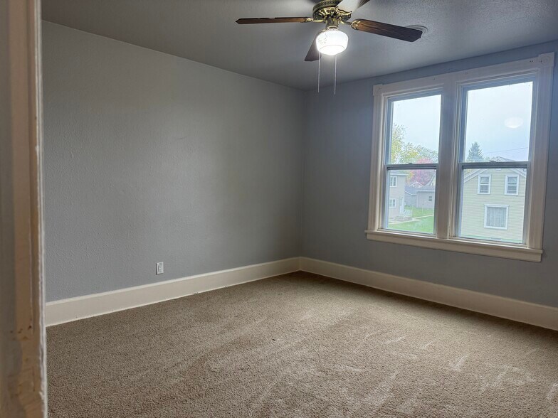 Bedroom 2 - 1413 Jefferson Ave
