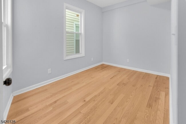 Building Photo - 157 Fairmount Ave