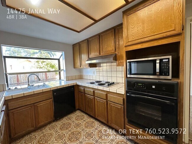 Building Photo - 14475 Janal Way